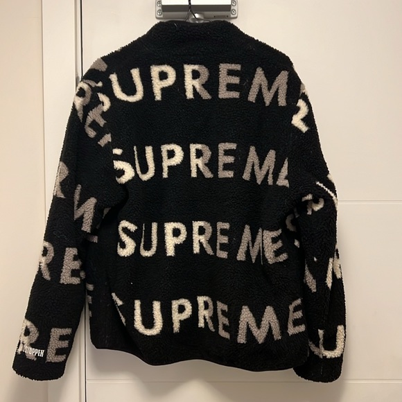 Supreme Reversible Logo Fleece Jacket - Picture 2 of 7